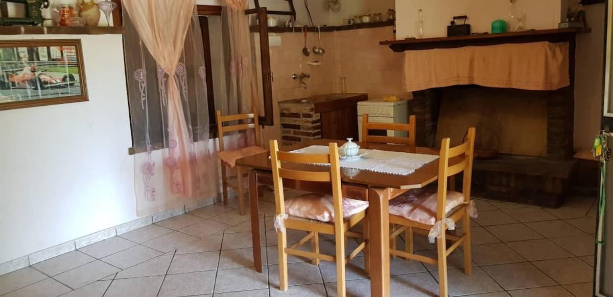 Bilocale Santa Maria Il Palazzone ภายนอก รูปภาพ